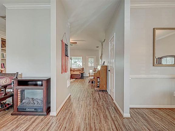 4th image of 1106 Atlanta Drive