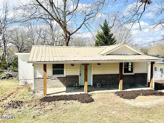 5th image of 923 SW Valley Dr