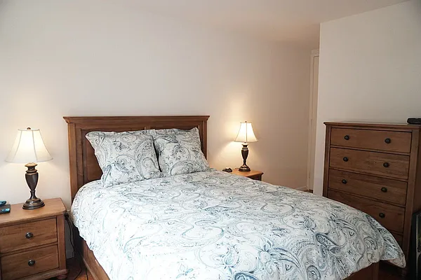 Rented by Renetta Real Estate | media 13