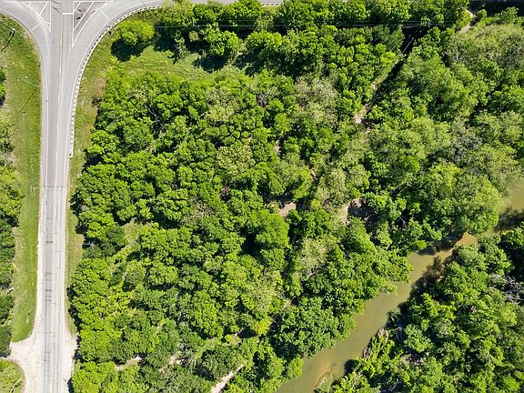 4th image of E Highway 29