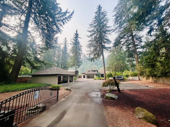 28446 Historic Columbia River Hwy, Troutdale, OR 97060