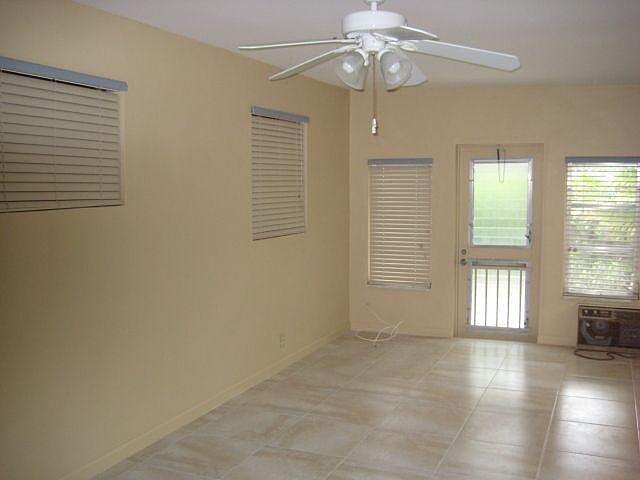 9 X 22 FLORIDA ROOM