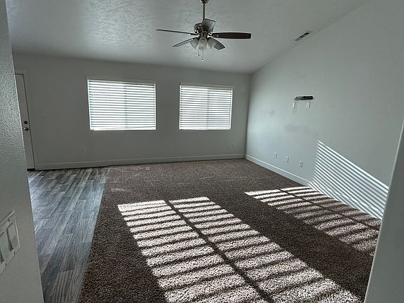 3rd image of 4916 Antioch Dr