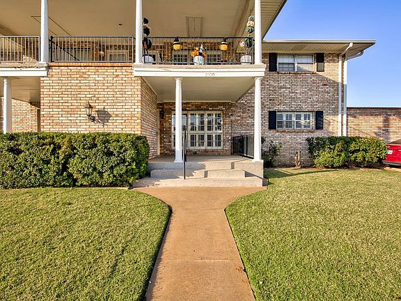 2nd image of 2300 Indian Dr