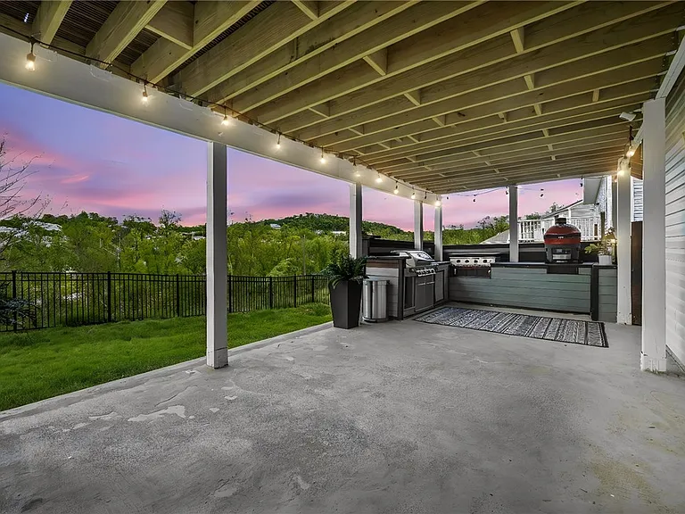 269 Lily Ridge Dr N — Photo 43
