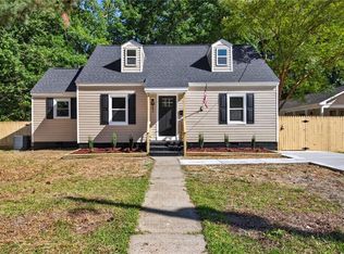 82 Lakeside Dr, Newport News, VA 23606