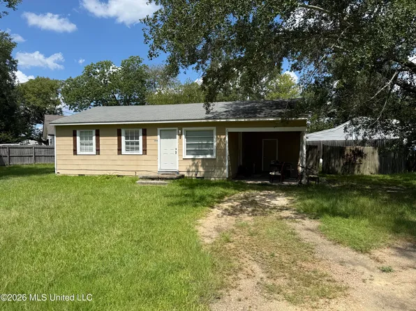 806 Charles St, Pearl, MS 39208
