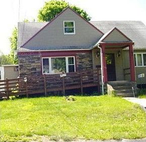 2nd image of 100 Kendig St