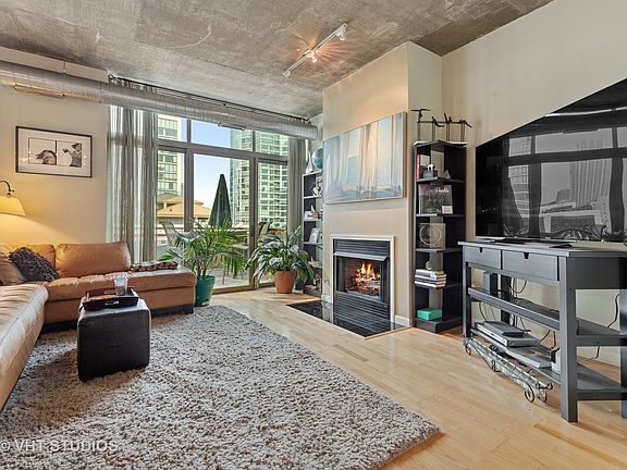 5th image of 125 E 13th St Unit 1404