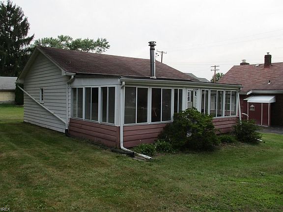 5th image of 630 Munroe Falls Ave
