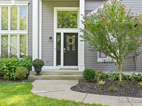 5th image of 7350 Decosta Dr NE
