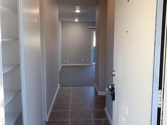 4th image of 1516 S Claremont St