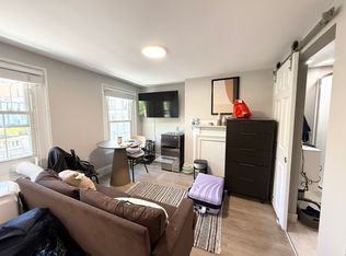 14 Derne St #302, Boston, MA 02114