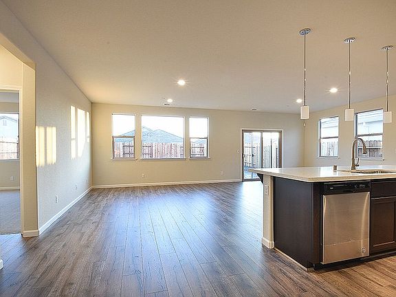 4th image of 2814 Tartarian Way