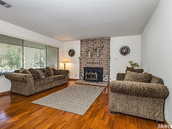 5th image of 8217 Olivine Ave