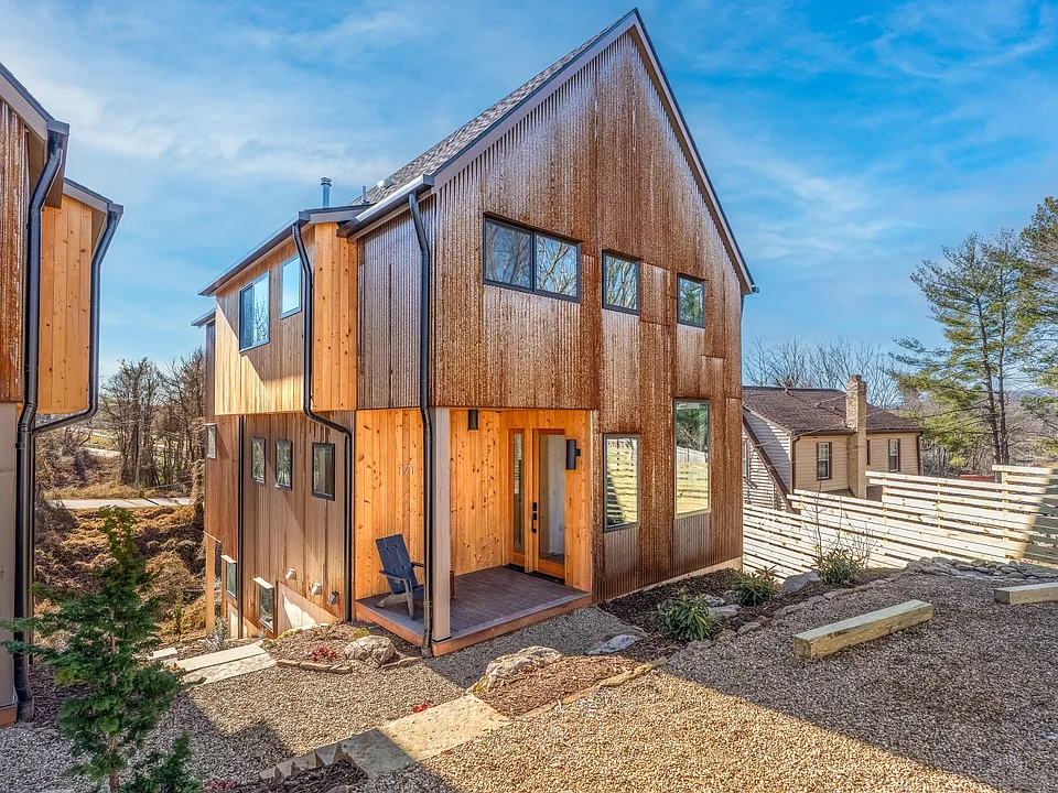 171 Houston Cir