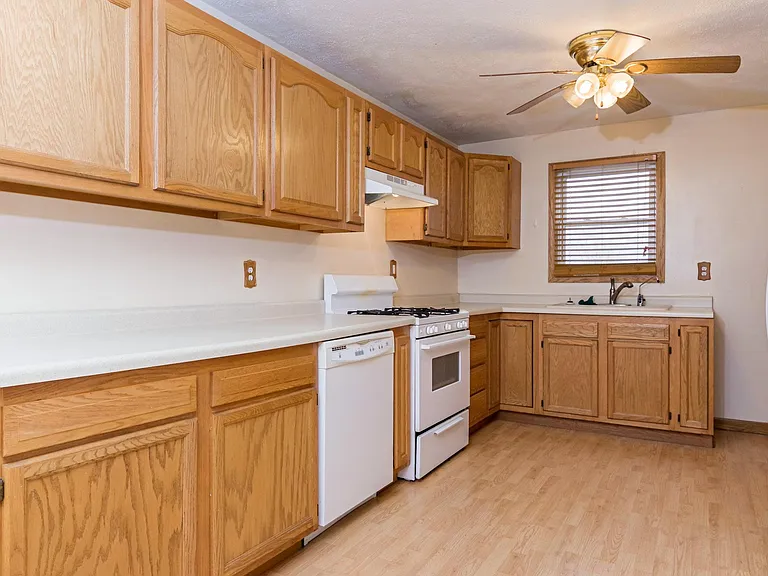 Large open kitchen with plenty of cabinets. All kitchen appliances included.