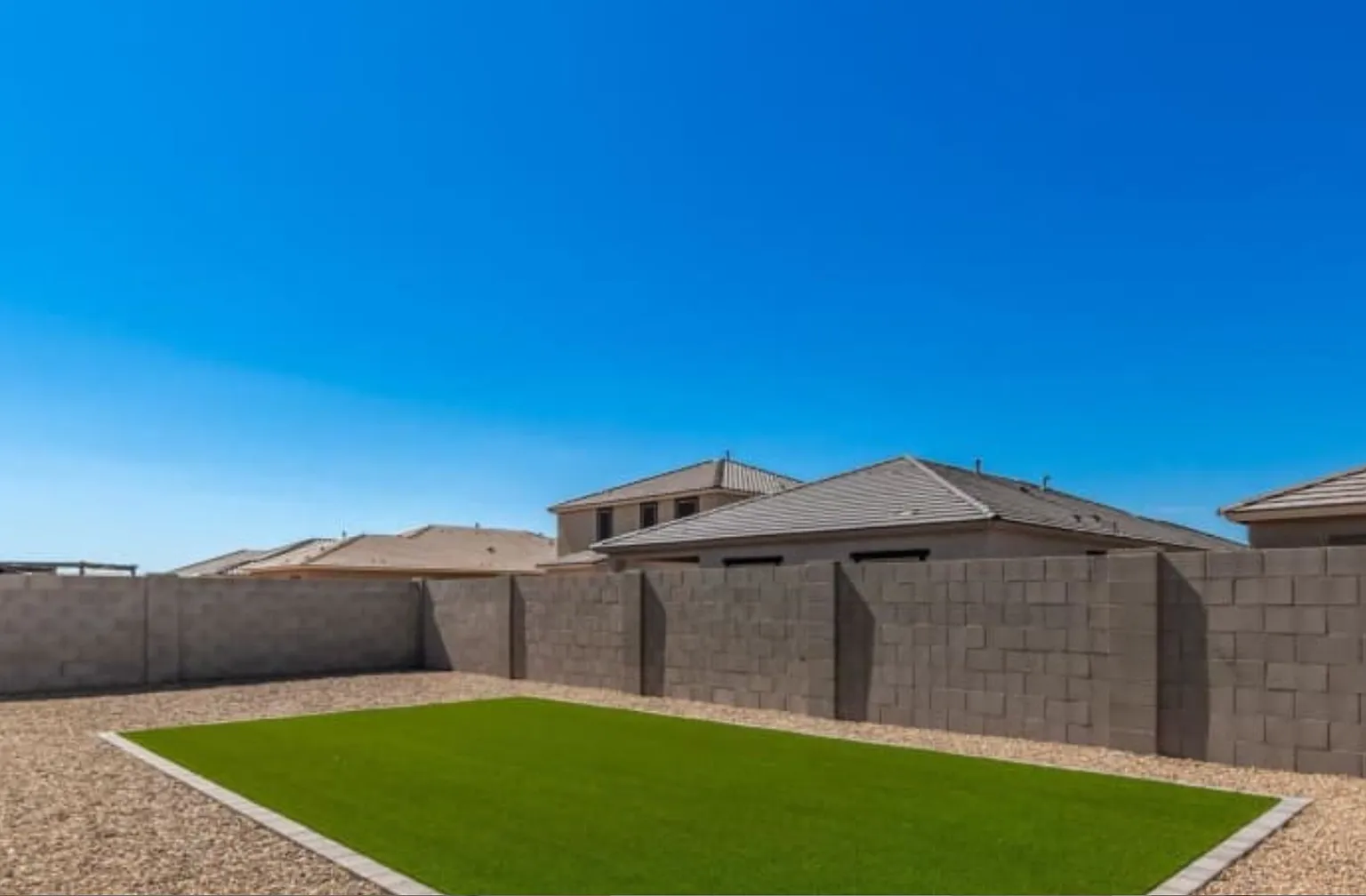 43632 W Yucca Ln — Photo 2