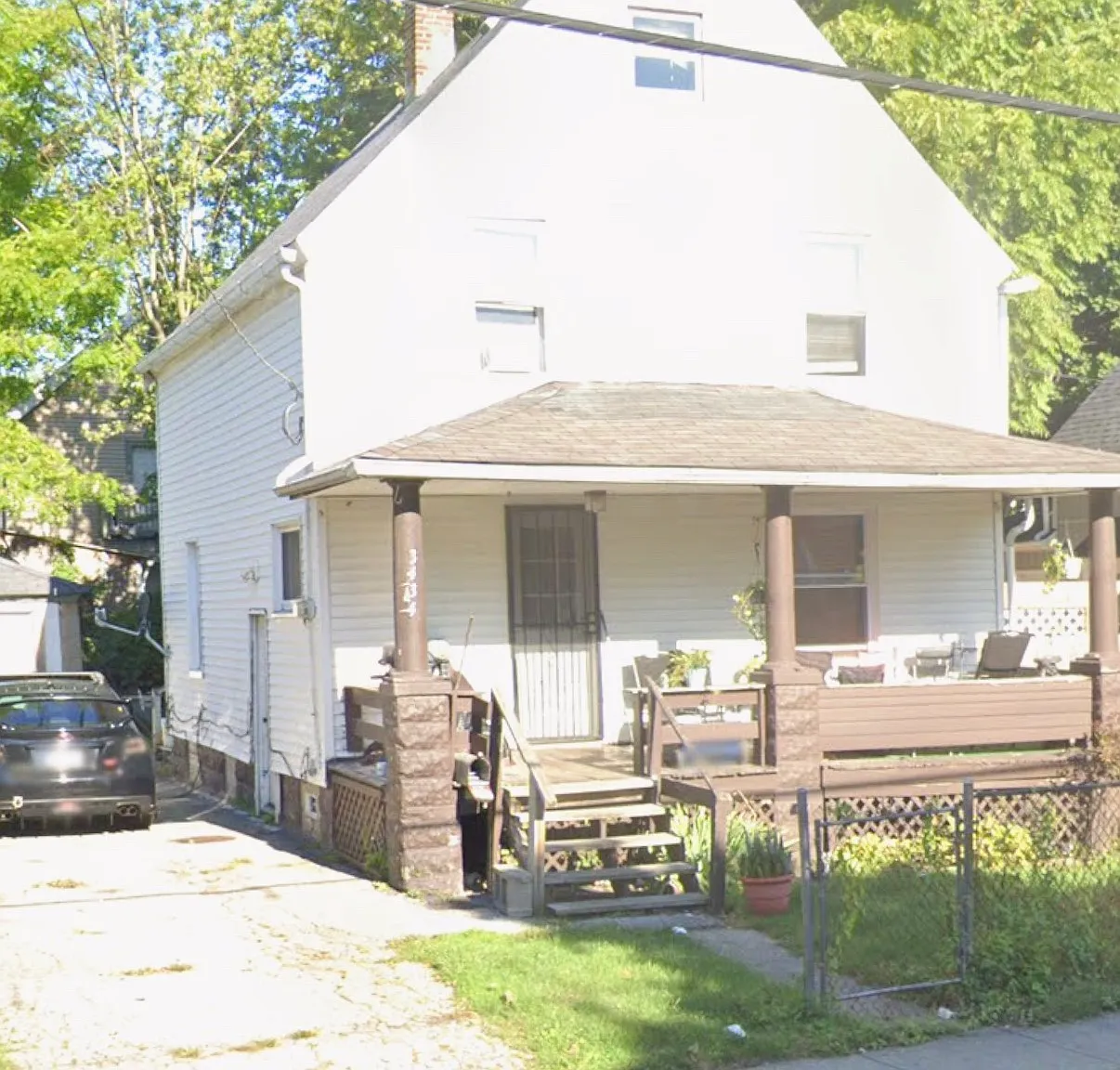 3 bed, 1053 sqft, $1,199 — Photo 1