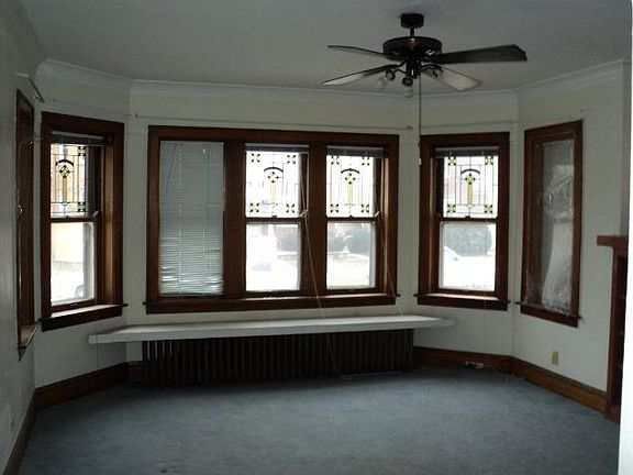 2nd image of 1635 S Clarence Ave