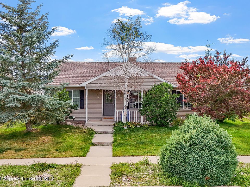 1st image of 348 Evergreen Dr