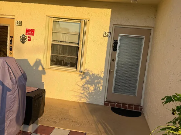 130 Lake Meryl Drive #126, West Palm Beach, FL 33411
