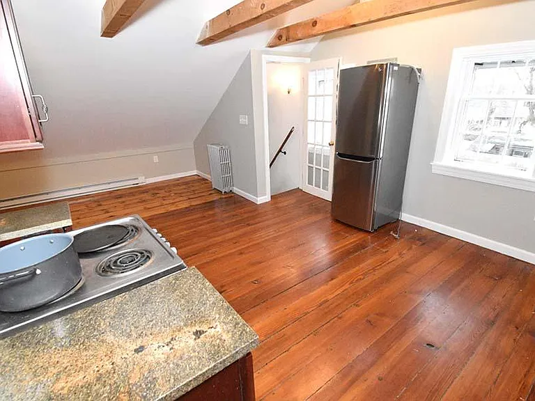 120 Main St #3 — Photo 8