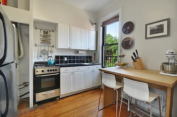 Sold by Corcoran | media 11