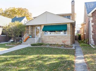 10219 S Oakley Ave, Chicago, IL