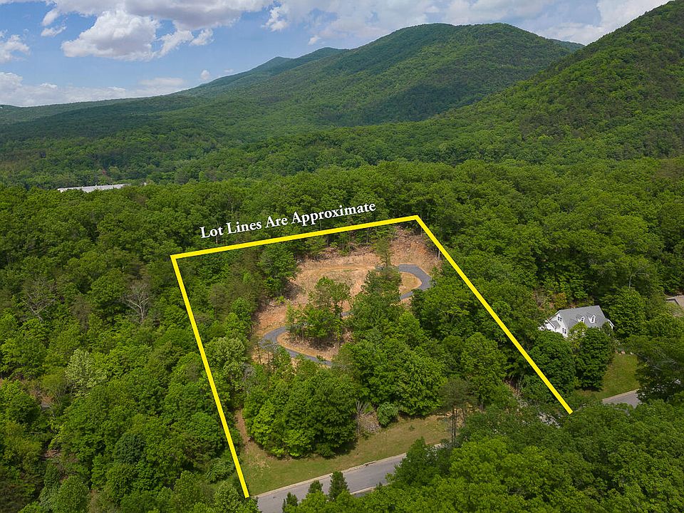 1st image of Robindale Ct