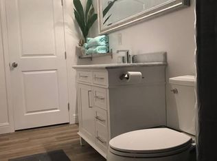 1904 Russell St, Berkeley, CA 94703