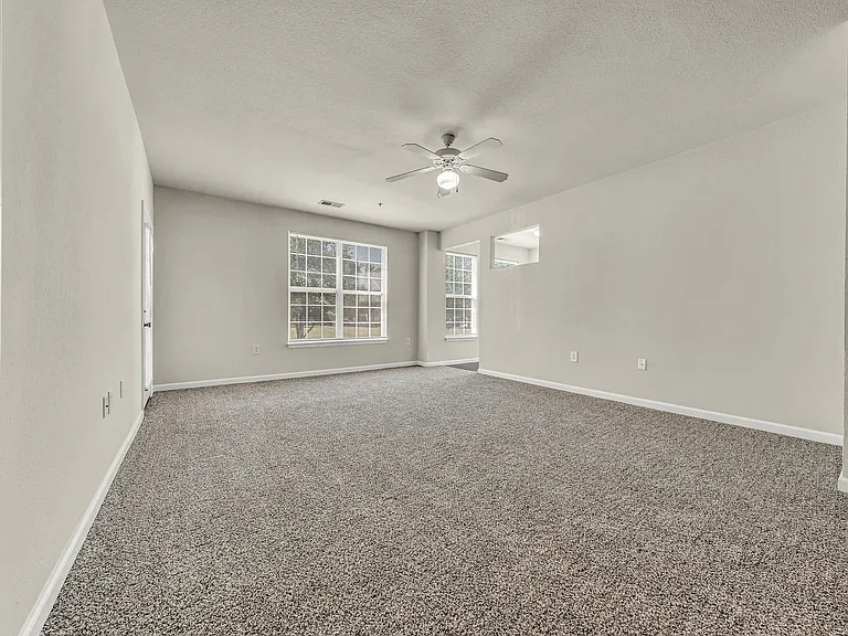 Enclave Apartments — Photo 3