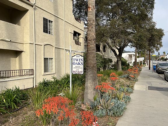 3rd image of 2840 Honolulu Ave #320