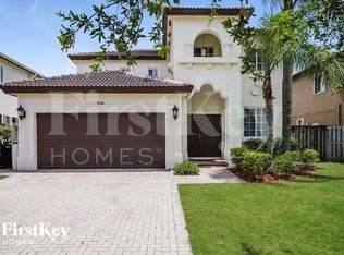 15748 SW 141st St, Miami, FL 33196