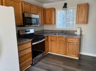 152 El Medio St, Ventura, CA 93001