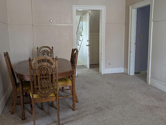 5th image of 1015 Cass St
