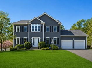 49 Brookmeadow Ln, South Grafton, MA 01560