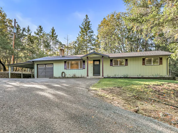 387 Cienaga Ln, Grants Pass, OR 97526