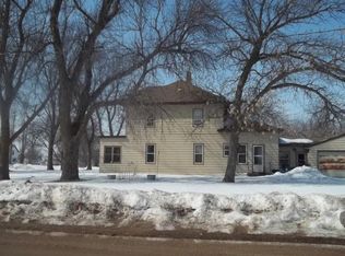142 Cashel St SE, Clontarf, MN 56226