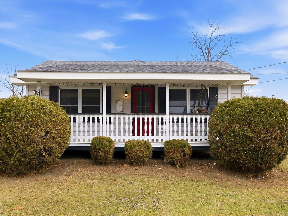 1st image of 146 S Cooper Rd