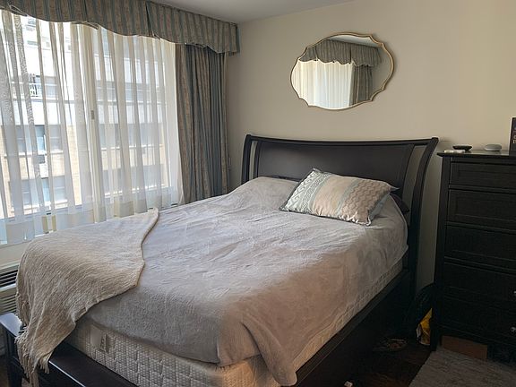 4th image of 333 E 45th St APT 11C