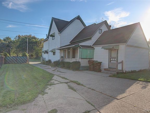 3rd image of 16 Gates St