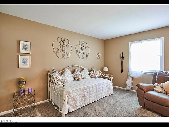 5th image of 4607 Linda Ln