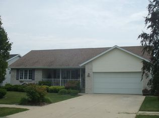 1541 Lady Brunetta Rd, Bourbonnais, IL 60914