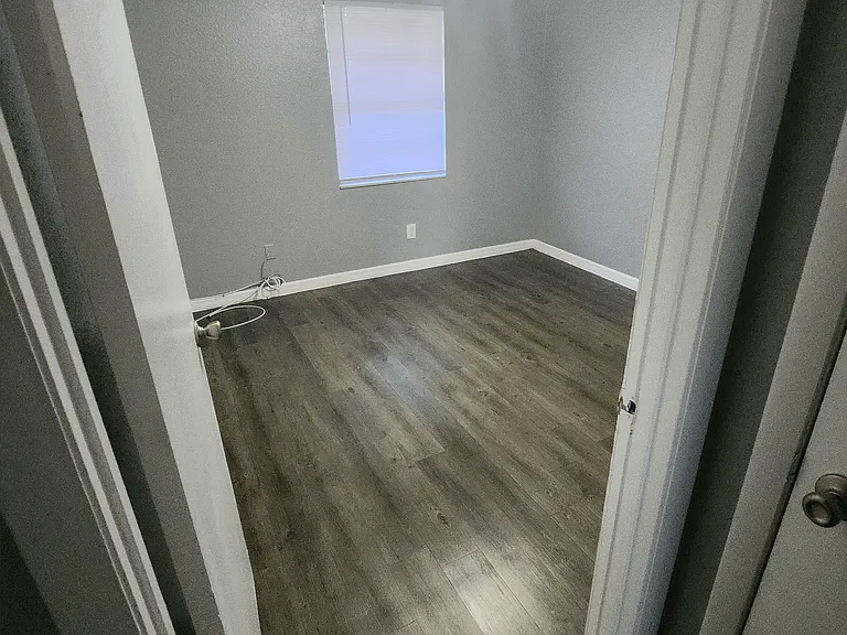 The Landings Apartment Homes — Photo 22