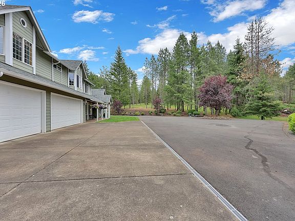 3rd image of 30898 Camas Swale Rd