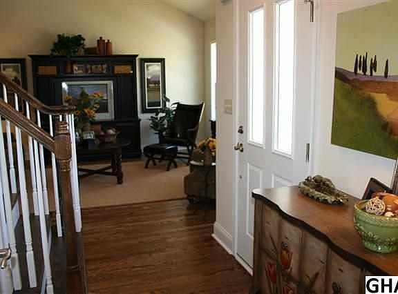 5th image of 6959 Derrick Dr