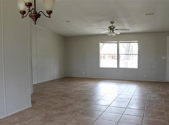 5th image of 14261 Clark Ln