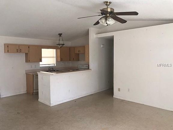 4th image of 602 N Mills Ave