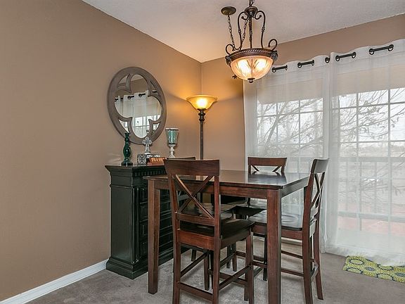 5th image of 1801 Steeplechase Dr #508